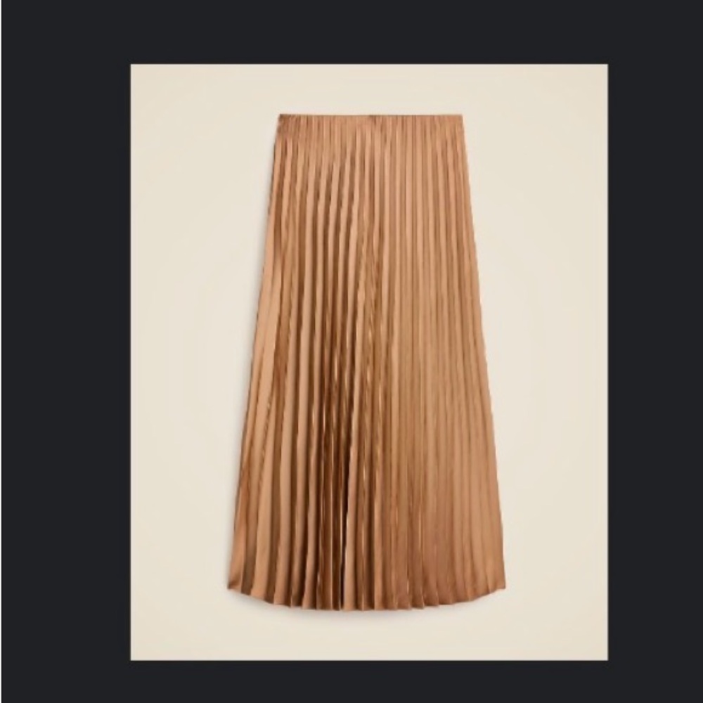 JCrew Gwyneth Pleated Skirt. Camel color. Size medium, but fits like a large